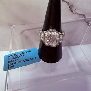 Dazzling Silver Moissanite Ring 4 Carats 925 silver